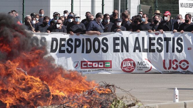 Manifestación de trabajadores de Alestis en Cádiz