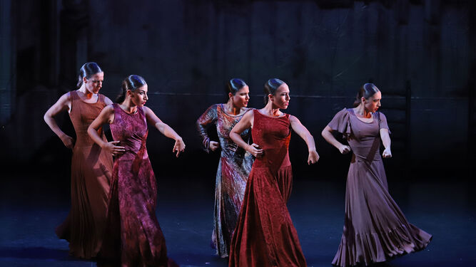 Im&aacute;genes de la actuaci&oacute;n del ballet Flamenco de Andaluc&iacute;a en la Casa Col&oacute;n de Huelva