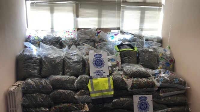 La Policía interviene en Toledo 355 kilos de cogollos de marihuana vinculados a Huelva