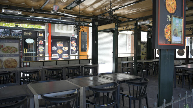 Bar cerrado en Granada