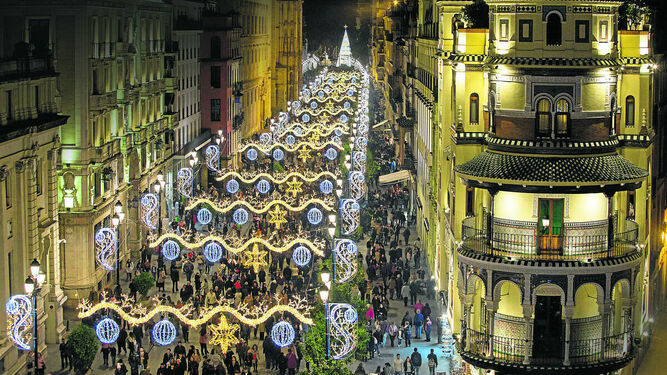 Andalucía vive su encendido de Navidad más discreto