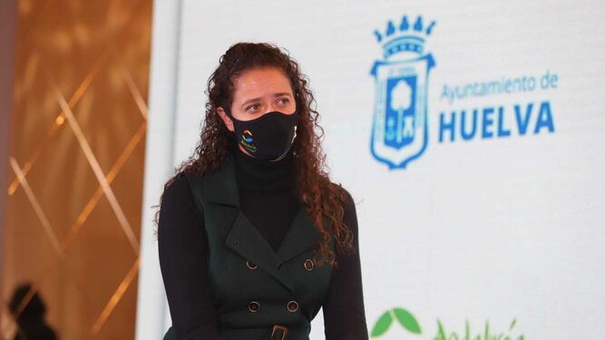 Isabel Sánchez, durante el acto celebrado en el Ayuntamiento de Huelva.