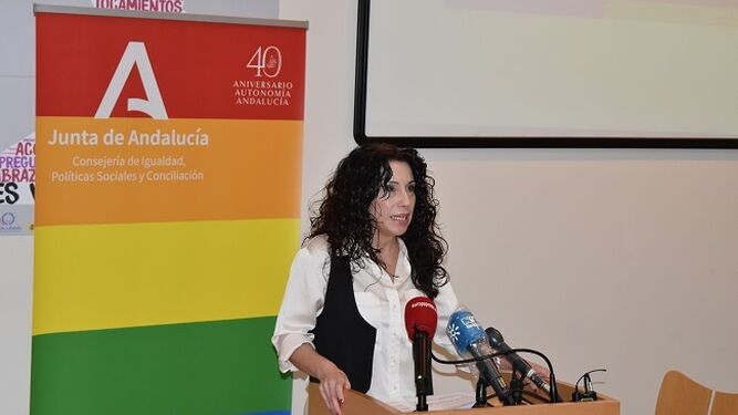 La consejera Rocío Ruiz presidirá el Consejo de políticas LGTBI en Andalucía.