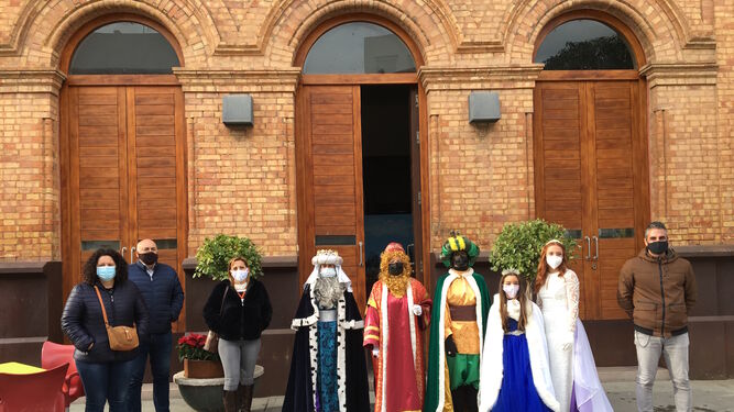Los Reyes han visitado el Ayuntamiento de Nerva