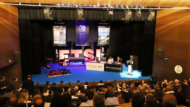 Acto del cincuenta aniversario de la ETSI.
