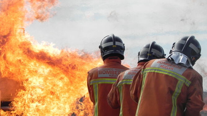 Imagen de archivo de una actuación de los bomberos del Consorcio Provincial.