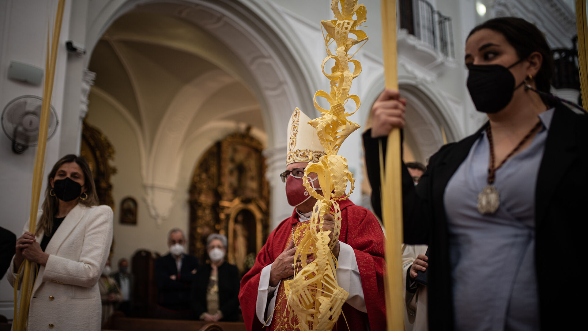 Im&aacute;genes de la misa oficiada por el Obispo de Huelva en La Merced