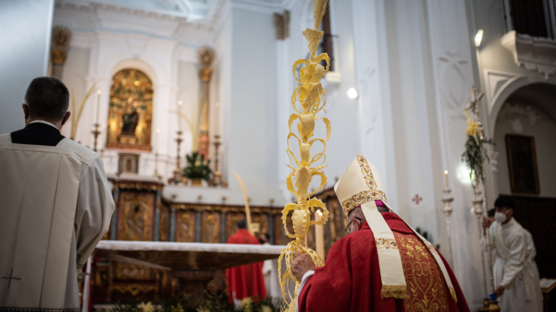Im&aacute;genes de la misa oficiada por el Obispo de Huelva en La Merced