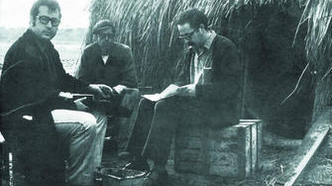 Manuel Piosa Rosado, ‘El Lirio’, con Manu Leguineche y Jesús Torbado.