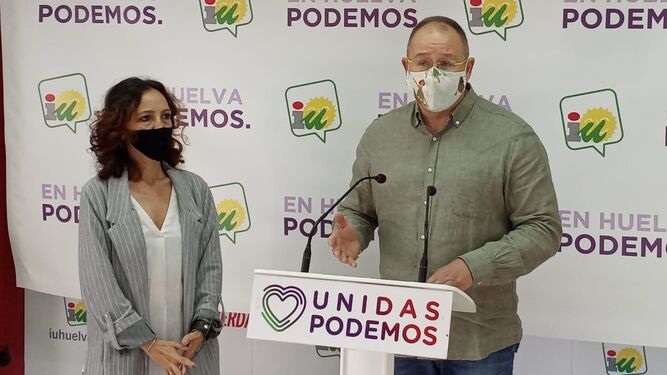 Silvia Zambrano y Gonzalo Vilas durante la rueda de prensa.