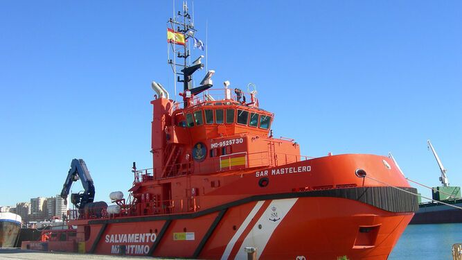 Una embarcación de Salvamento Marítimo en Huelva.