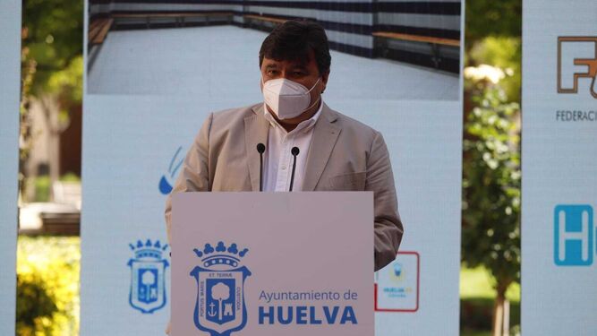 Gabriel Cruz, en la presentación el Huelva Spain Máster de bádminton.