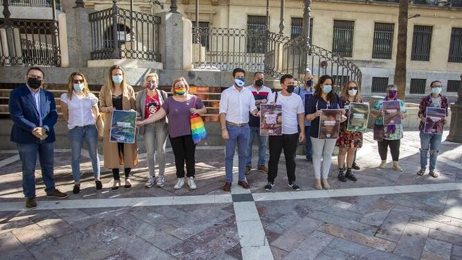 Celebración del Día Internacional contra la LGTBIfobia  en la Plaza de las Monjas
