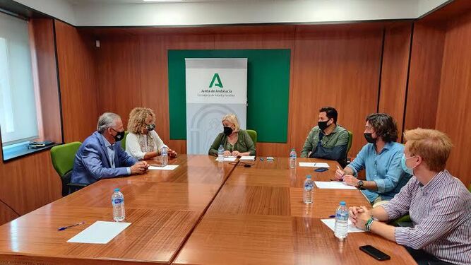 Reunión del Grupo Popular con la delegada de Salud de la Junta de Andalucía en Huelva, Manuela Caro