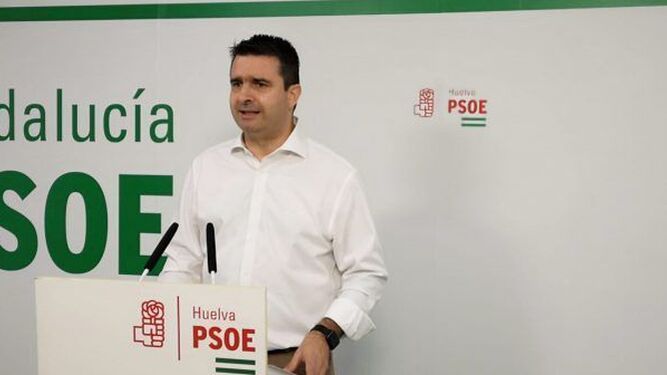 El senador socialista por la provincia onubense, Amaro Huelva