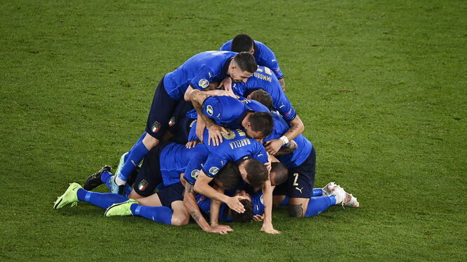 Celebración de los jugadores de Italia.