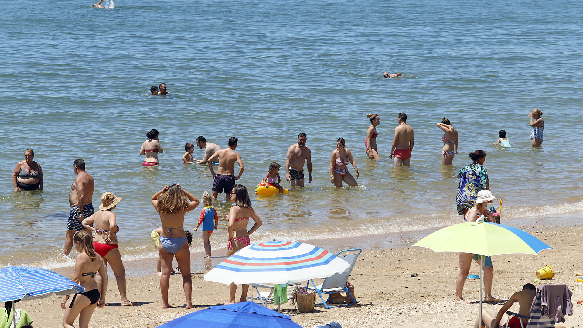 Las playas del Portil , Sol y relax en el inicio del mes de julio