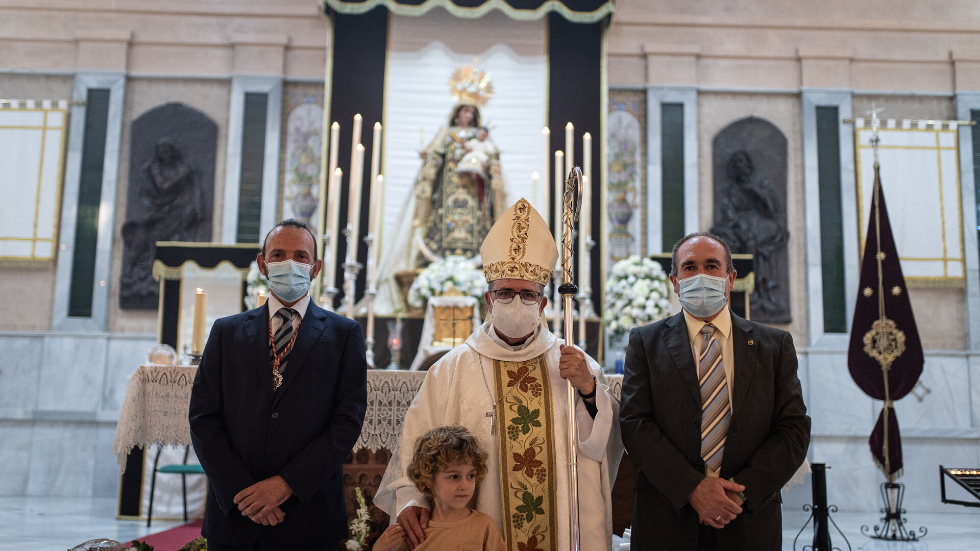 Im&aacute;genes de la funci&oacute;n de la Virgen del Carmen oficiada por el Obispo de Huelva