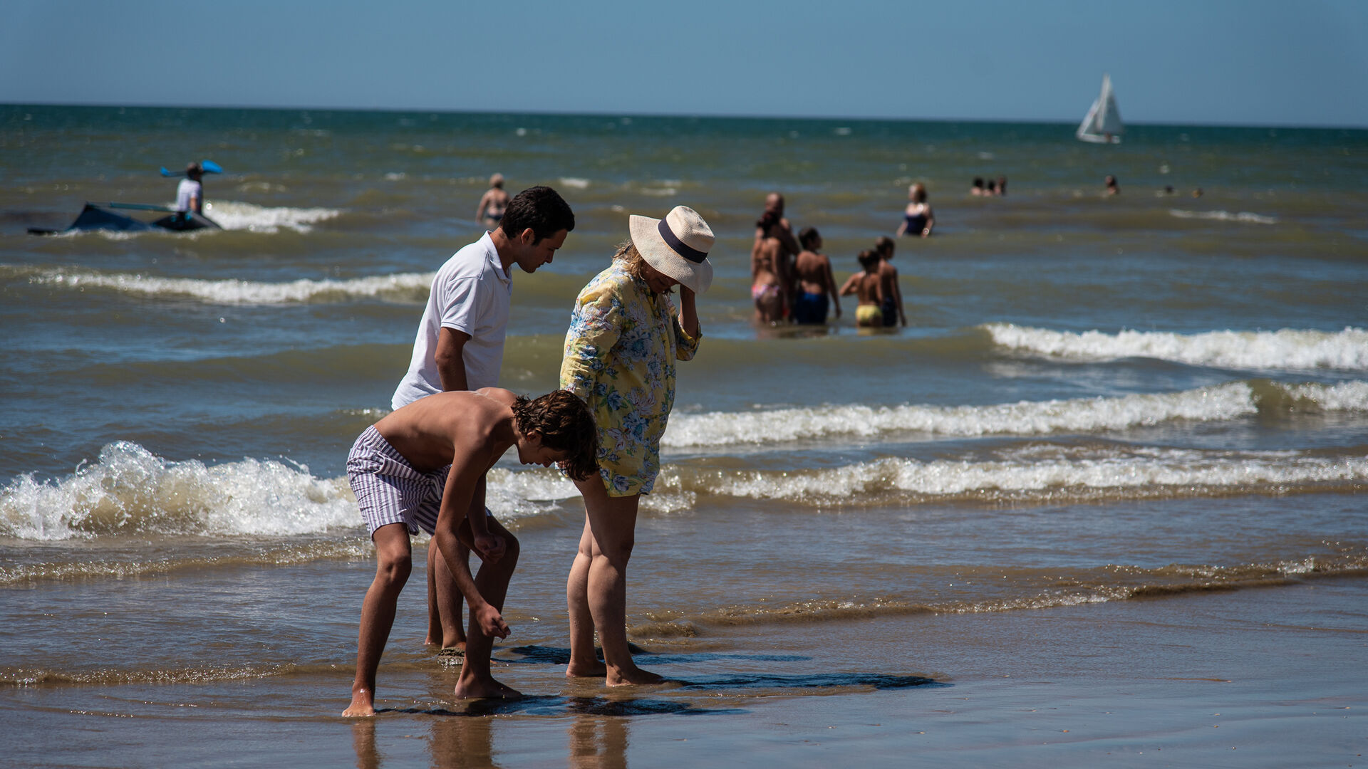 Im&aacute;genes del &uacute;ltimo fin de semana de agosto en las playas de Huelva