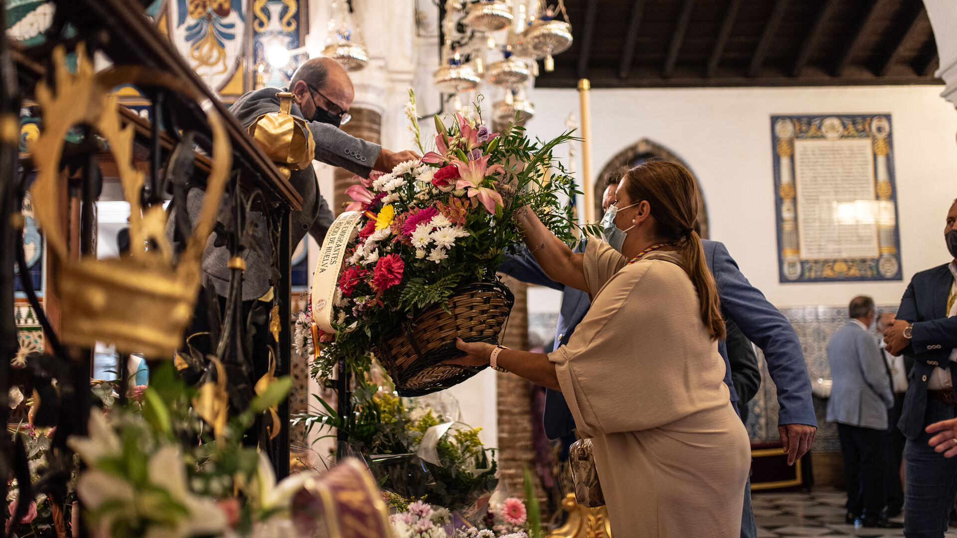 Im&aacute;genes del ambiente en la ofrenda floral a la Virgen de La Cinta