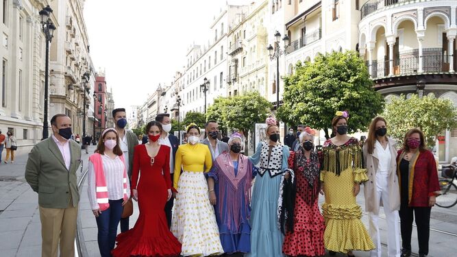 El centro de Sevilla se convierte en una pasarela de moda flamenca el 18 de septiembre.