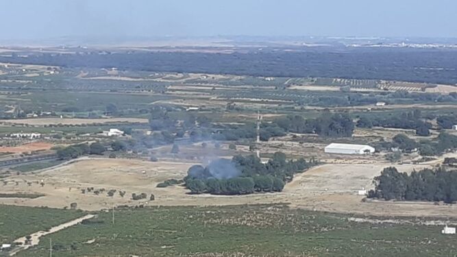 Vista aérea del paraje donde se ha declarado el fuego en el municipio chucenero.