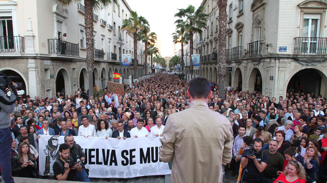 Manifestación por las infraestructuras el 15 de marzo de 2019 en Huelva.