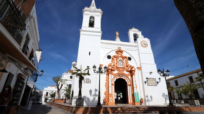 La parroquia de la Asunción de Almonte acoge la votación de la Hermandad Matriz.