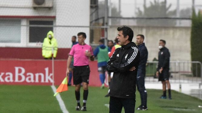 Alberto Gallego, durante el choque ante el Sevilla C.