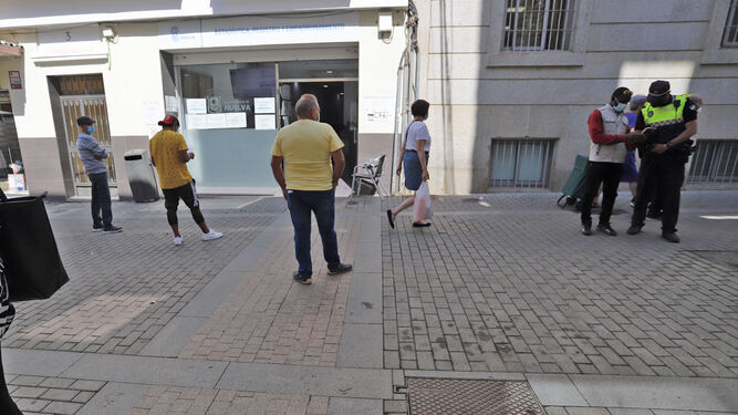Imagen reciente del exterior de la oficina del Registro Municipal del Ayuntamiento de Huelva.