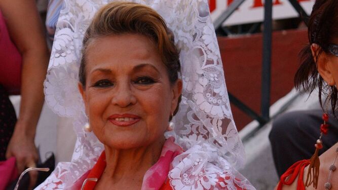 La cantante, actriz y presentadora Carmen Sevilla, en la década de los 90.