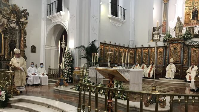 Misa Pontifical en la festividad de San Leandro.
