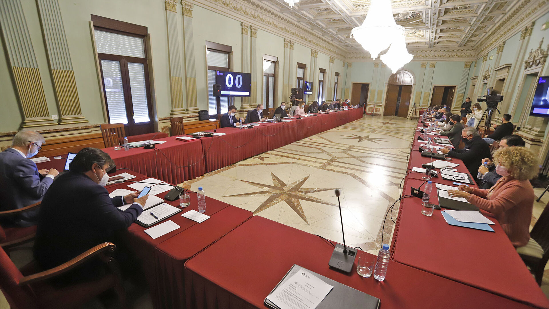 Im&aacute;genes del Pleno ordinario del mes de noviembre del Ayuntamiento de Huelva