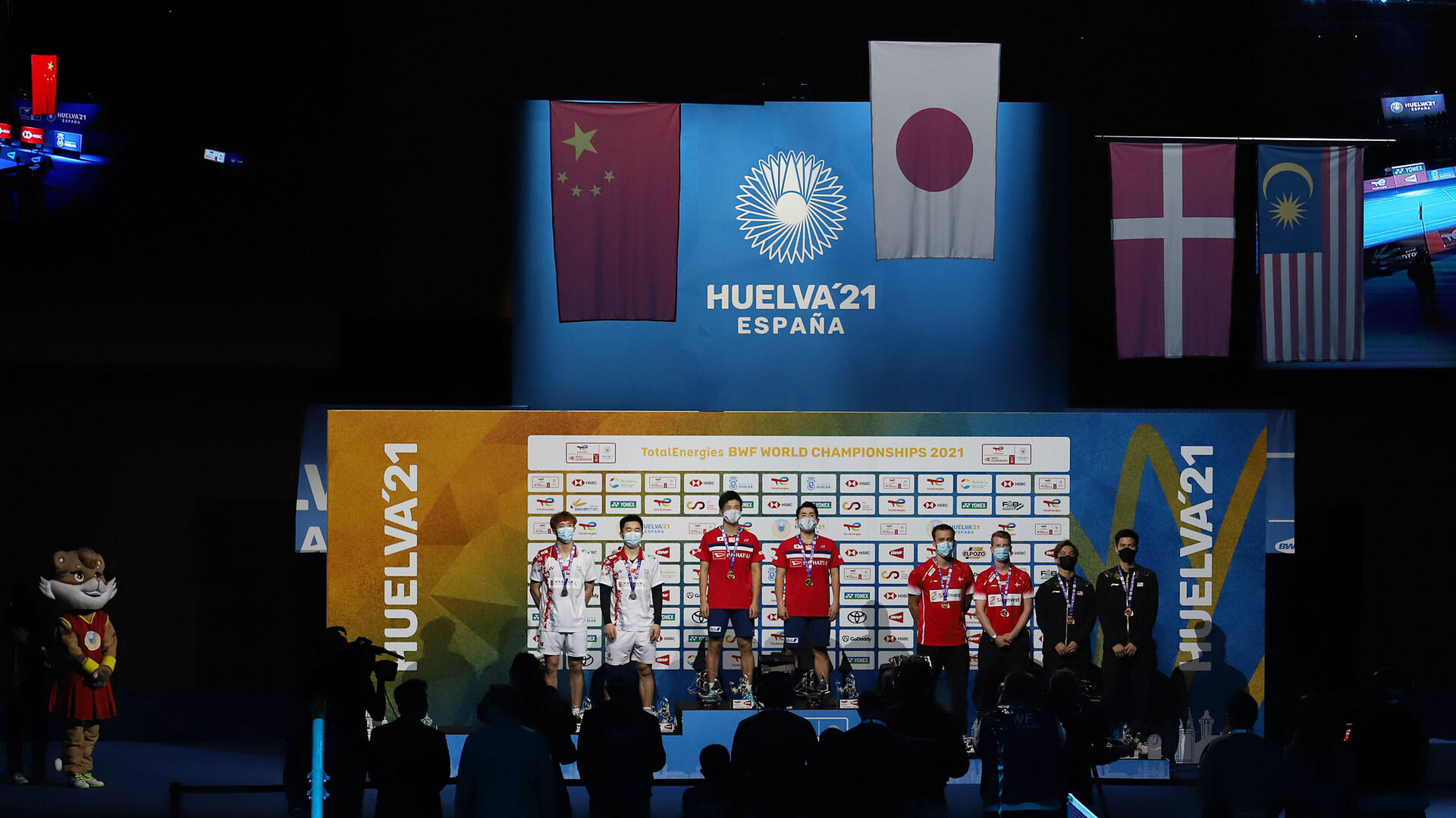 Huelva 2021: final doble masculino HOKI,KOBAYASHI-HE Ji Ting,TAN Qiang. Mundial de B&aacute;dminton Huelva&acute;21