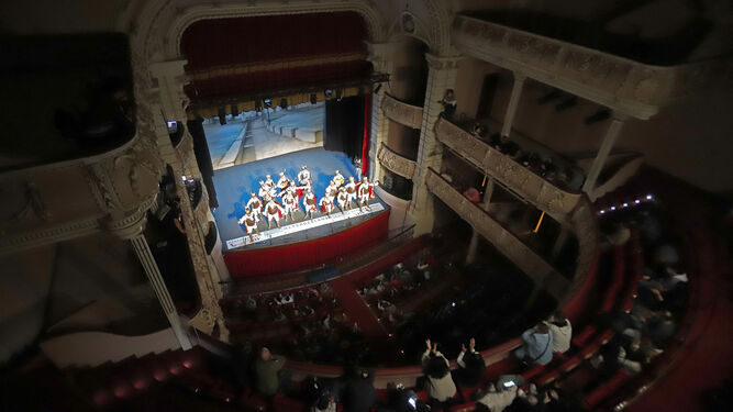 Concurso de Carnaval en el Gran Teatro de Huelva.