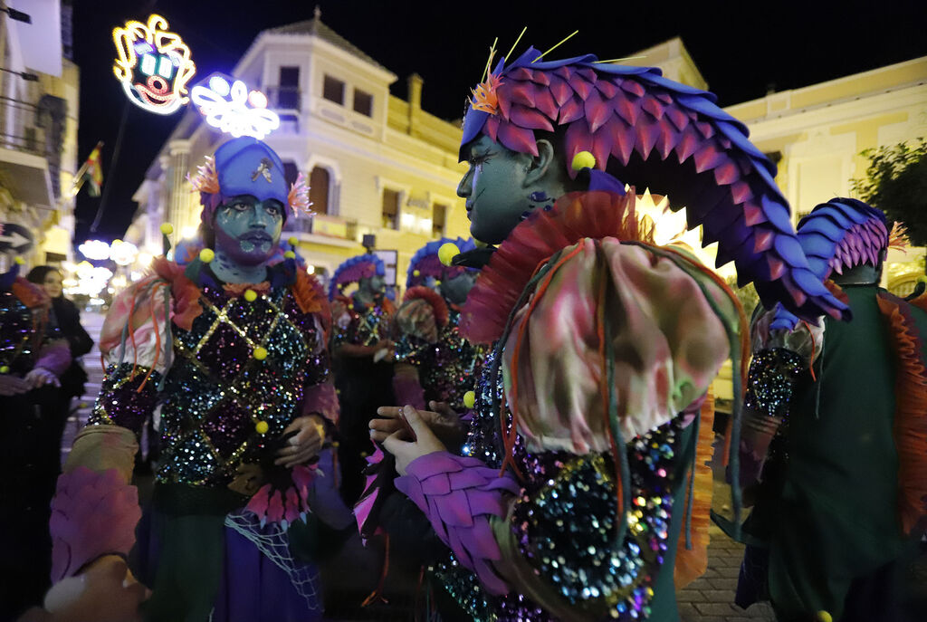 Im&aacute;genes del ambiente en el lunes de semifinales del Carnaval Colombino