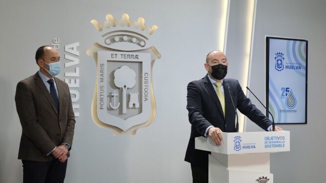 José Antonio García Zambrano y José Fernández, durante la rueda de prensa.