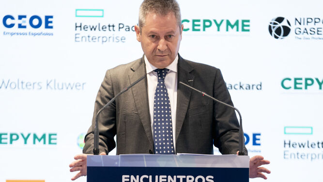 El presidente de Airbus España, Alberto Gutiérrez, en el encuentro empresarial de la CEOE.