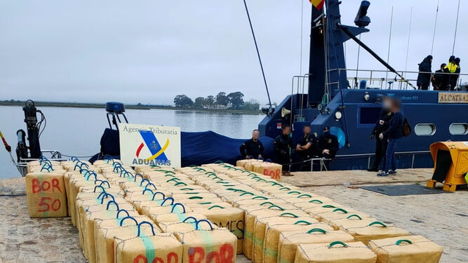 Los 3.100 kilos de hachís fueron descargados en el puerto de Huelva