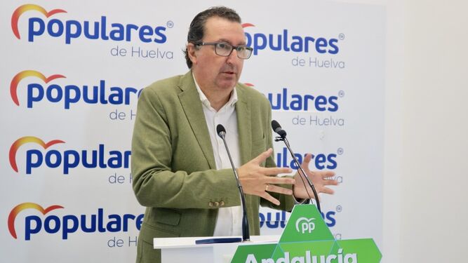 Manuel Andrés reclama al Gobierno medidas para ayudar al sector agrícola y ganadero.