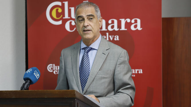 Arsenio Martínez, director general de la Cámara de Comercio durante la presentación del estudio.
