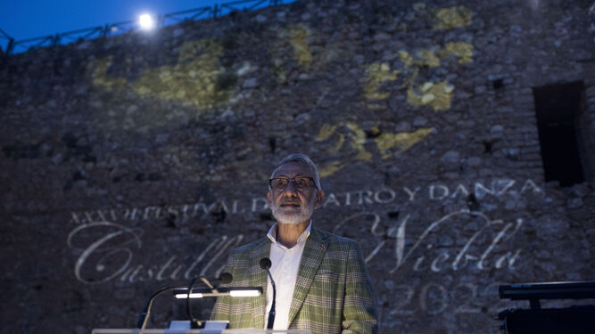 Juan Antonio García, vicepresidente de la Diputación, presenta el Festival de Teatro y Danza Castillo de Niebla.