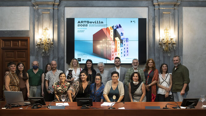 Una quincena de artistas de Huelva muestran su 'pensar distinto' en ArtSevilla