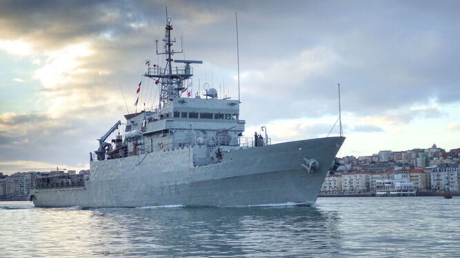 El buque Atalaya que llega este viernes a Huelva.