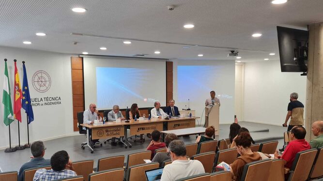 La asamblea celebrada en la Universidad de Huelva.