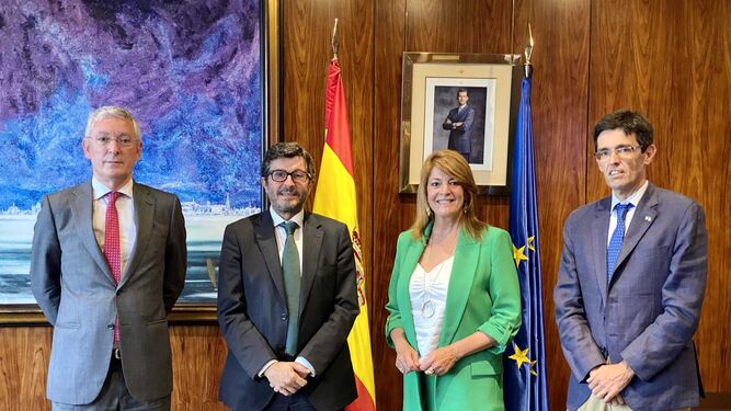 Reunión entre la presidenta del Puerto de Huelva y el presidente de Puertos del Estado.