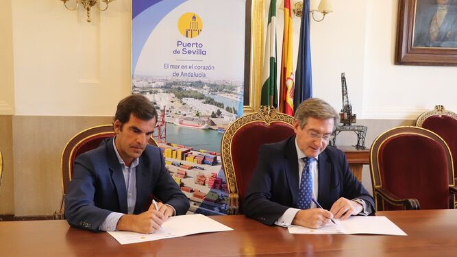 El Puerto de Sevilla y Fundación Nao Victoria firman un convenio para conmemorar el regreso de Elcano y divulgar la historia de Sevilla como ciudad portuaria.