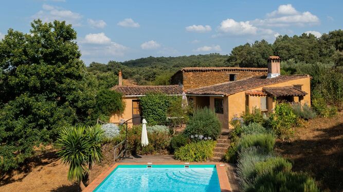 La casa rural con piscina más bonita y espectacular de España está en Huelva