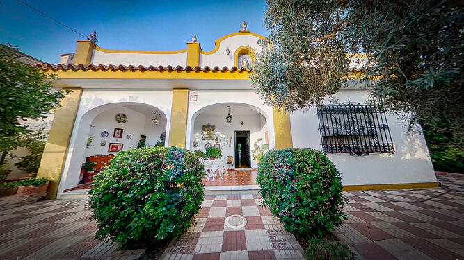 Entrada de Villa Guadalupe, la casa de Luis Álvarez Duarte