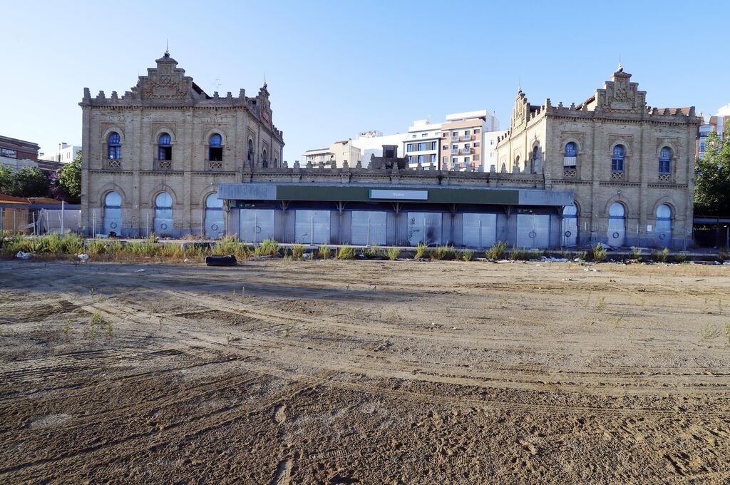 Im&aacute;genes de la antigua estaci&oacute;n de tren de Huelva tras el incendio